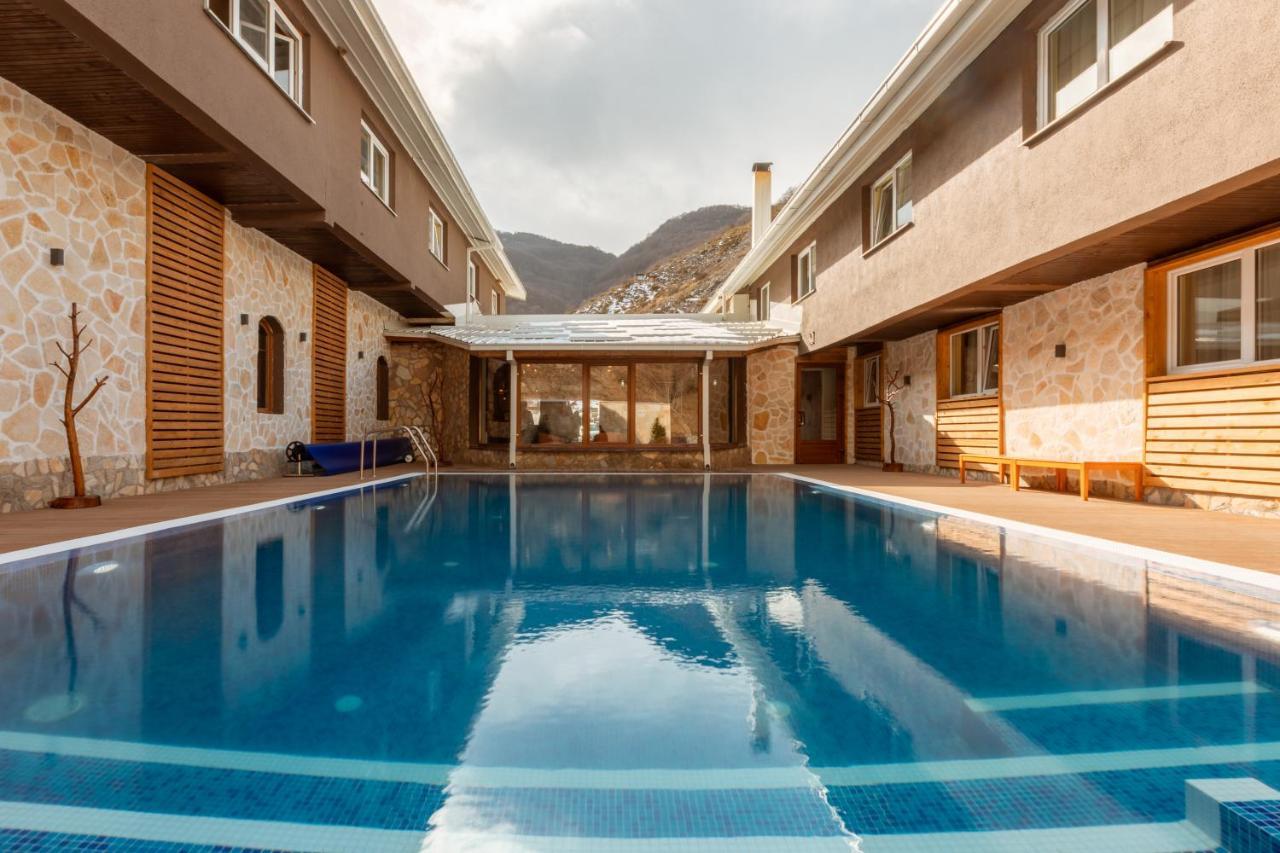Hotel Sport, Resort マヴロヴォ エクステリア 写真