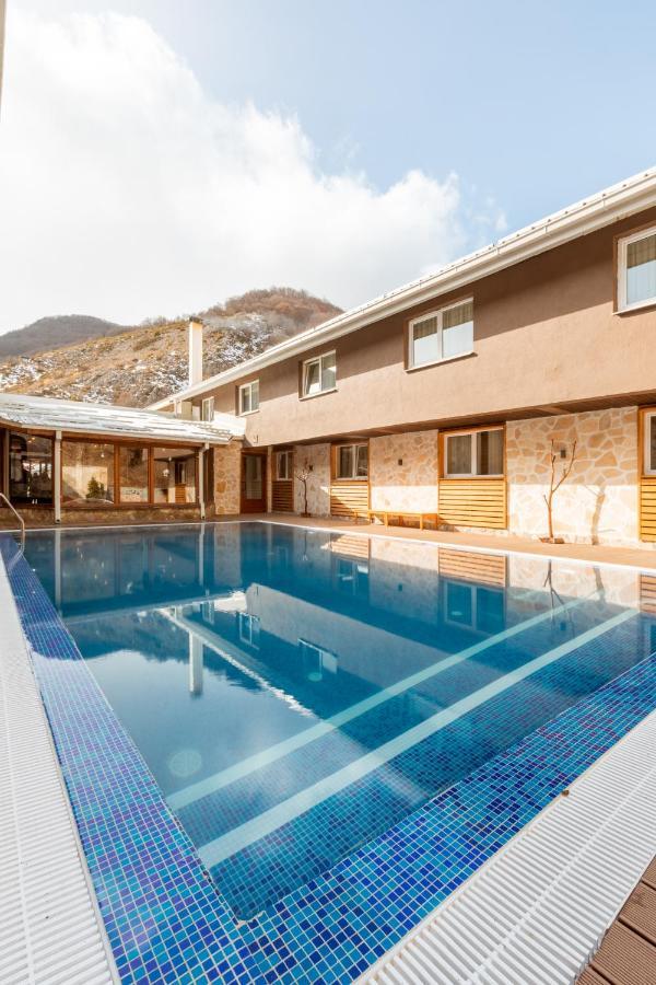 Hotel Sport, Resort マヴロヴォ エクステリア 写真